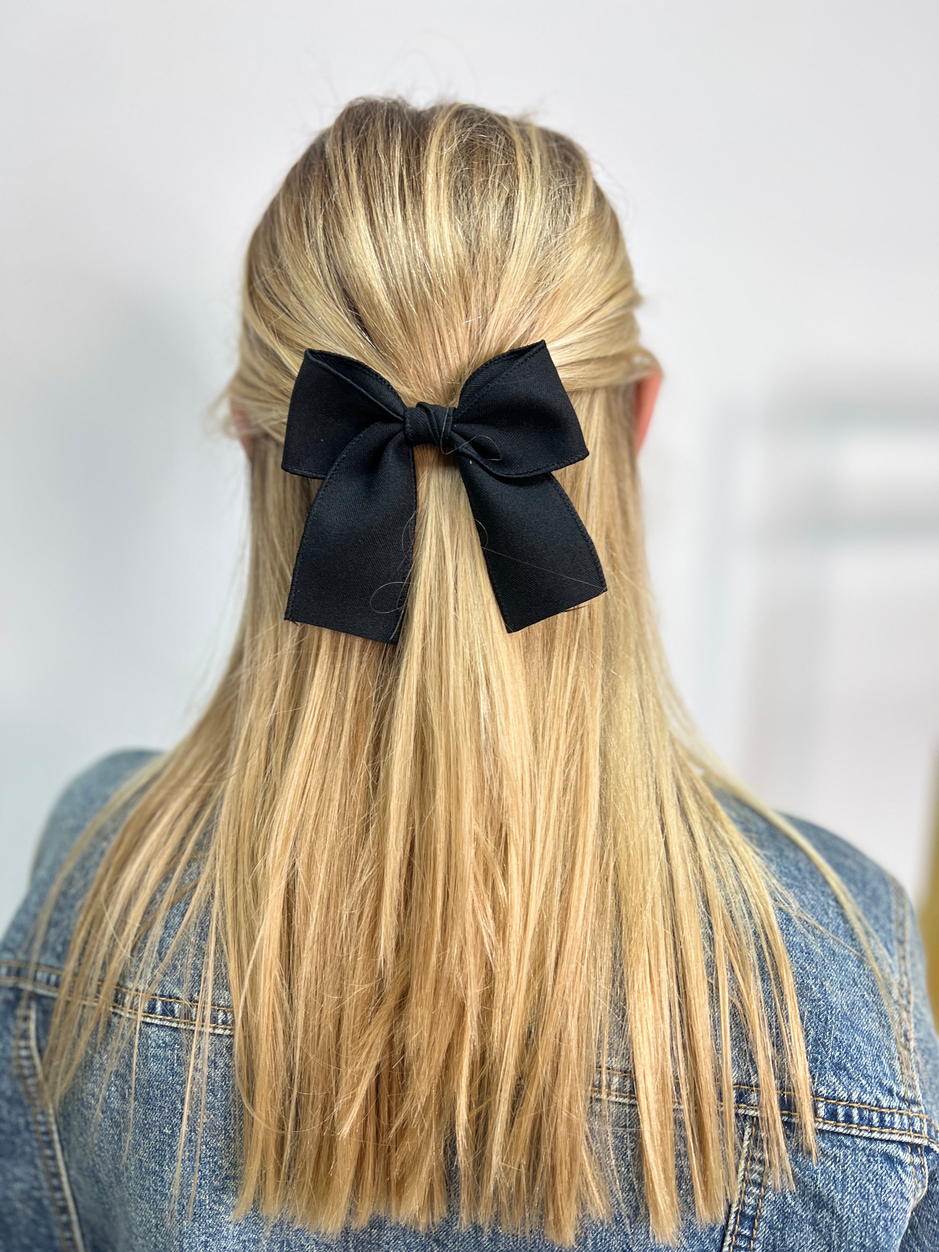 Single Bow Hair Clip-430 Hats & Hair-Simply Stylish Boutique-Simply Stylish Boutique | Women’s & Kid’s Fashion | Paducah, KY