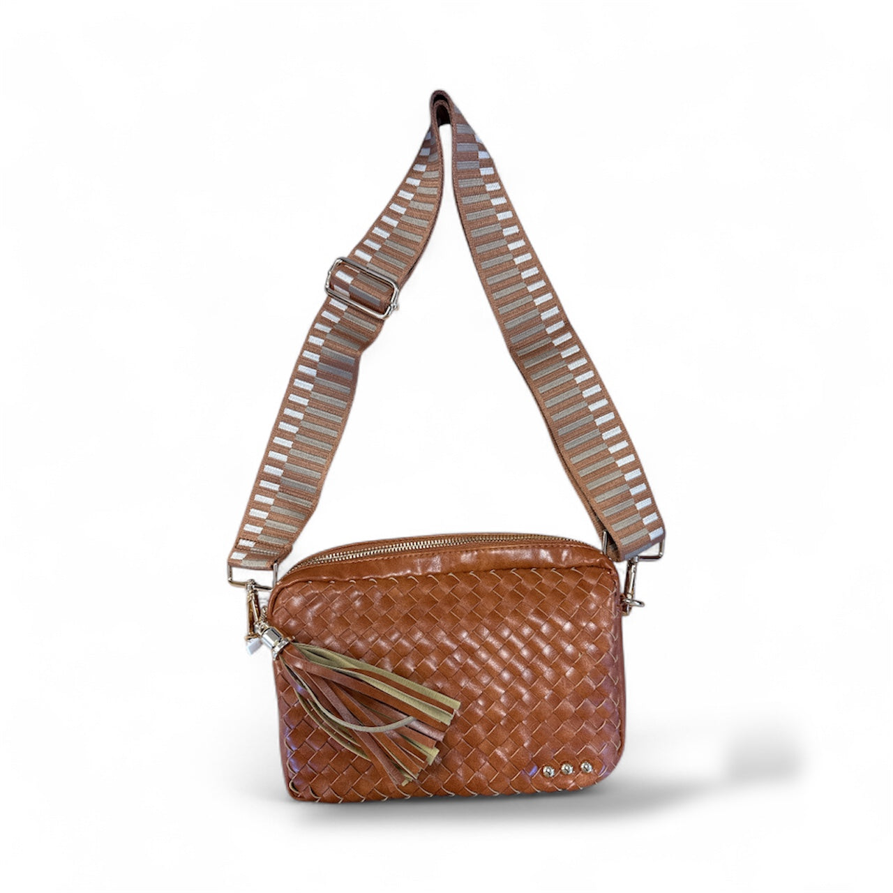 Woven Willow Camera Crossbody-420 Bags & Totes-Simply Stylish Boutique-Simply Stylish Boutique | Women’s & Kid’s Fashion | Paducah, KY