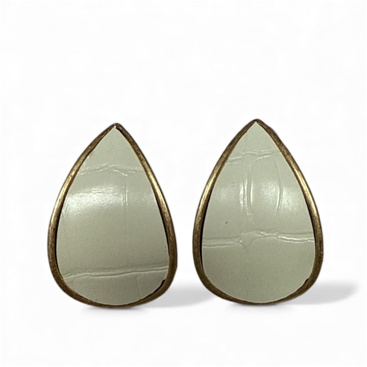 Leather Teardrop Earrings-410 Jewelry-Simply Stylish Boutique-Simply Stylish Boutique | Women’s & Kid’s Fashion | Paducah, KY