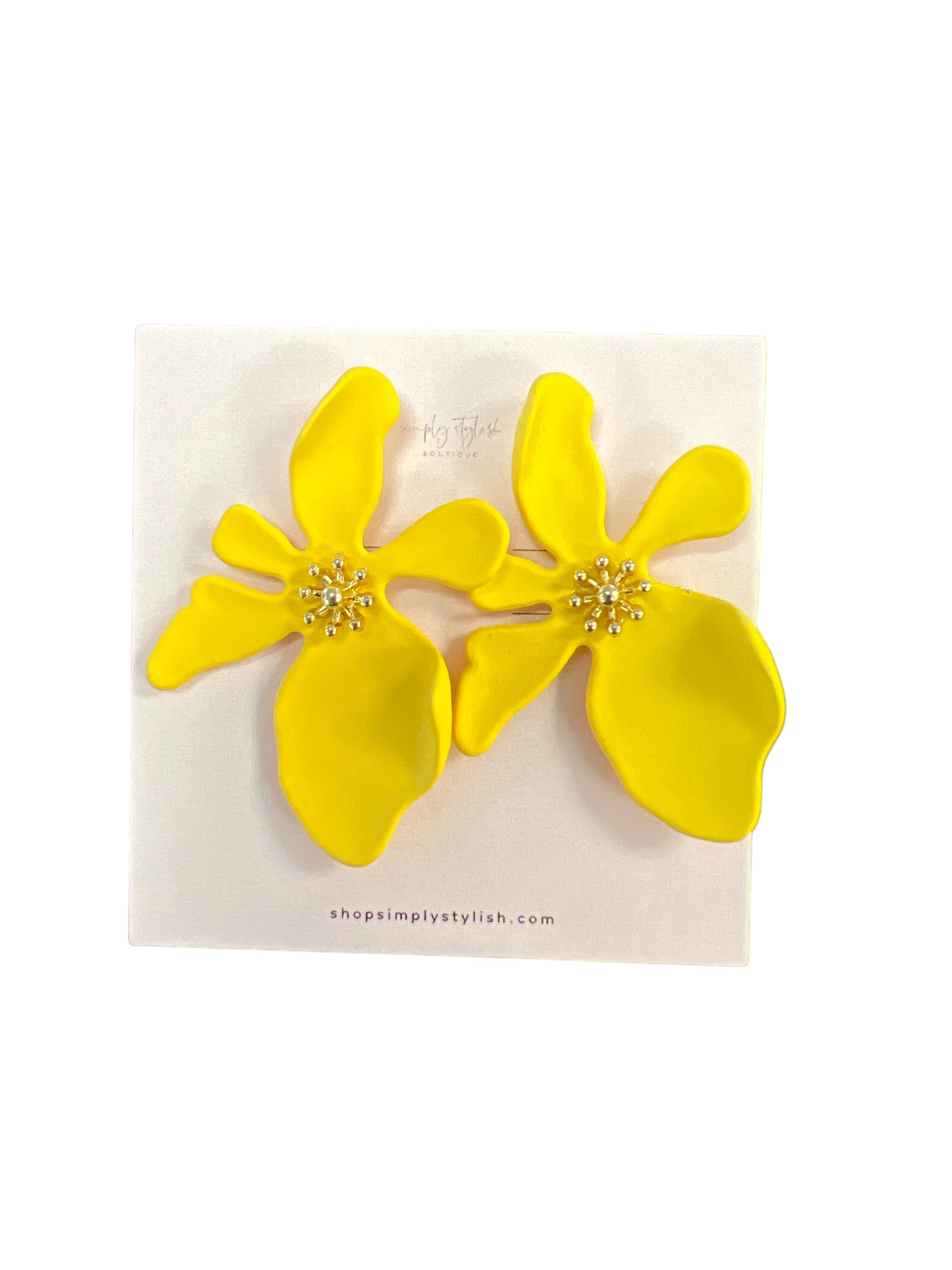 Flower Earring-410 Jewelry-Simply Stylish Boutique-Simply Stylish Boutique | Women’s & Kid’s Fashion | Paducah, KY