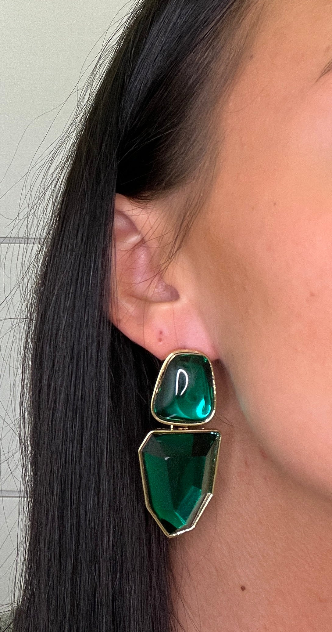 Emerald Dangle Earring-410 Jewelry-Simply Stylish Boutique-Simply Stylish Boutique | Women’s & Kid’s Fashion | Paducah, KY