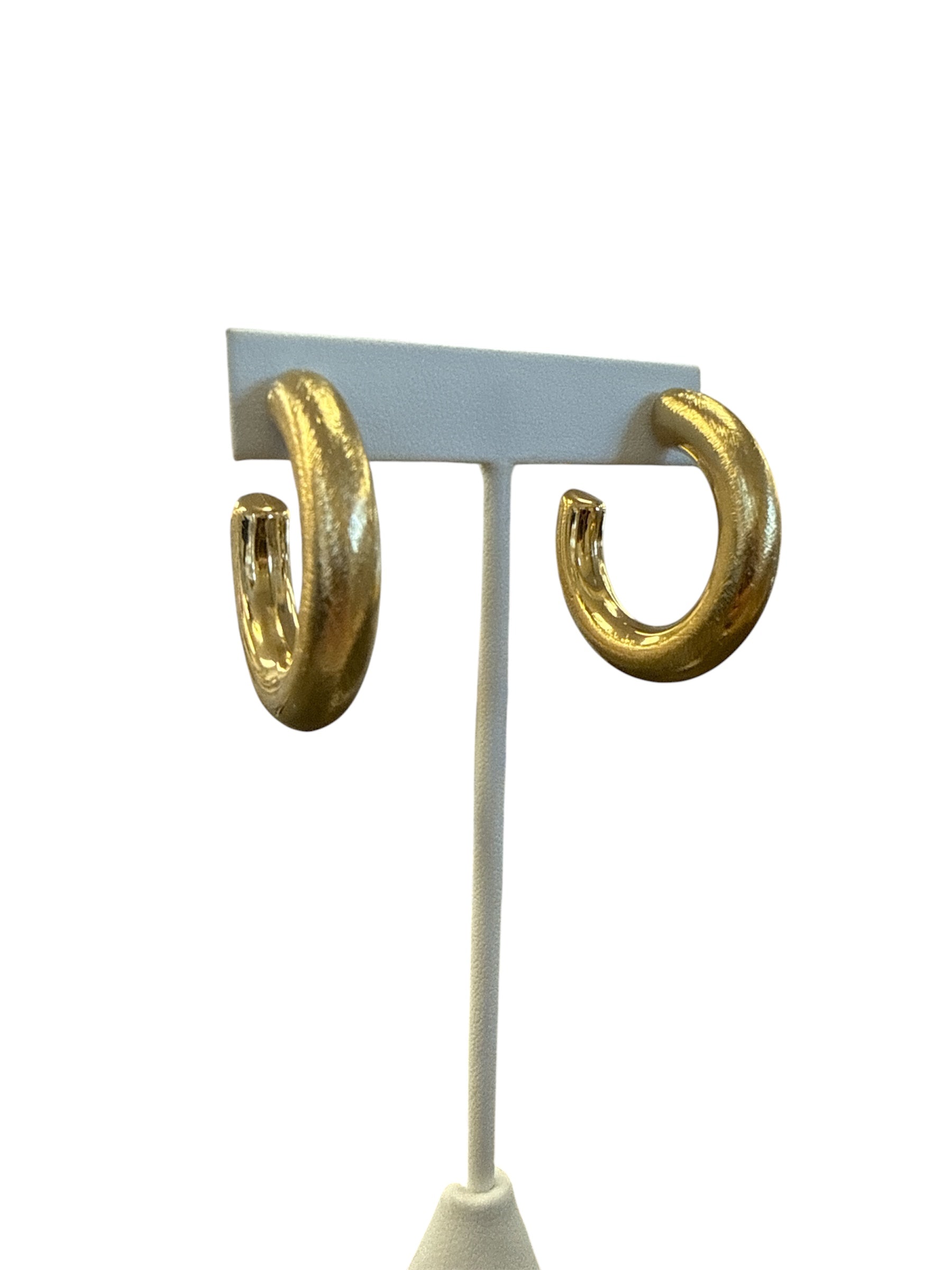 Golden Texture Hoop Earrings-410 Jewelry-Simply Stylish boutique-Simply Stylish Boutique | Women’s & Kid’s Fashion | Paducah, KY