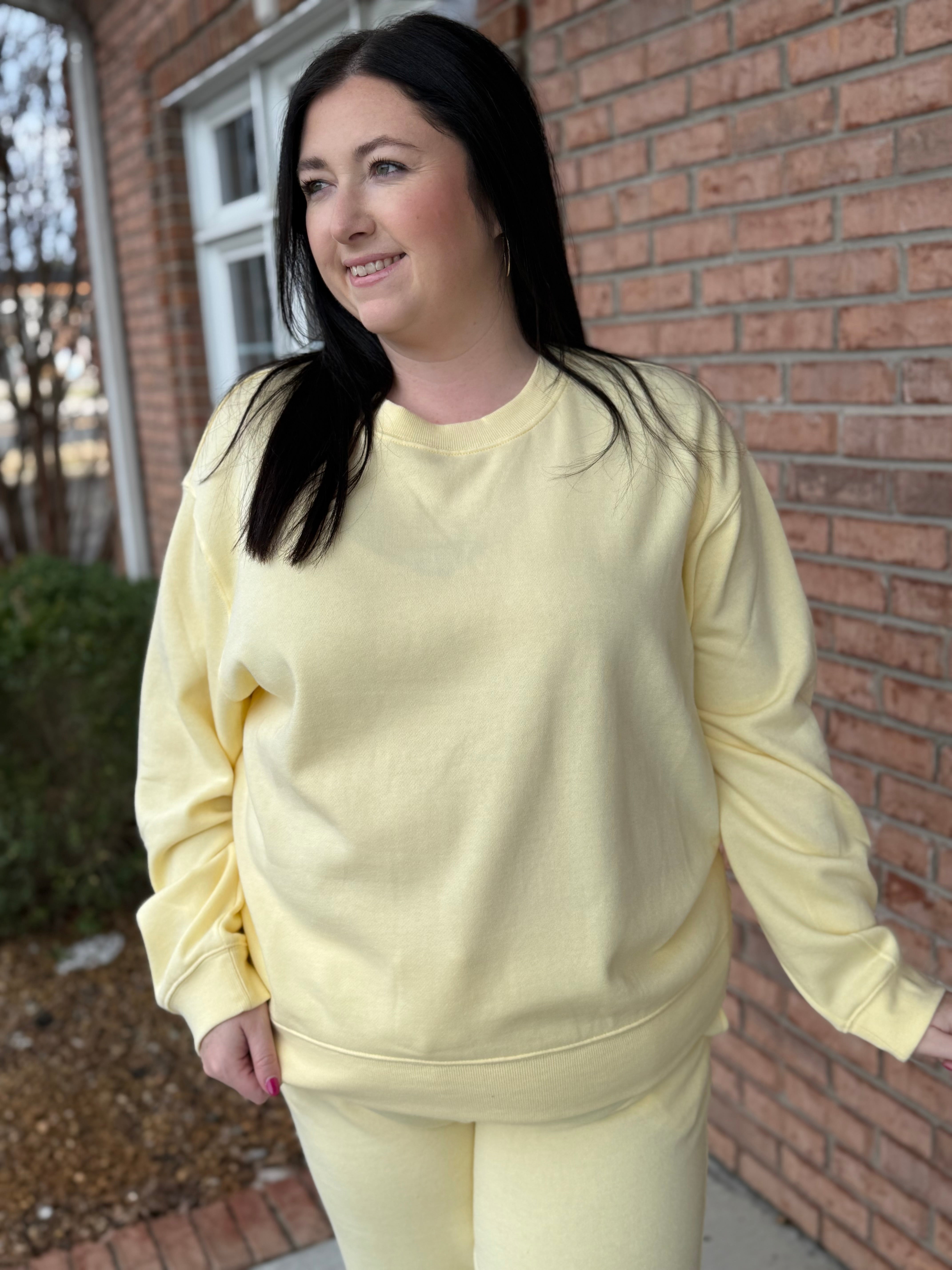 Classic Boyfriend Sweatshirt-140 Sweaters, Cardigans & Sweatshirts-Simply Stylish Boutique-Simply Stylish Boutique | Women’s & Kid’s Fashion | Paducah, KY