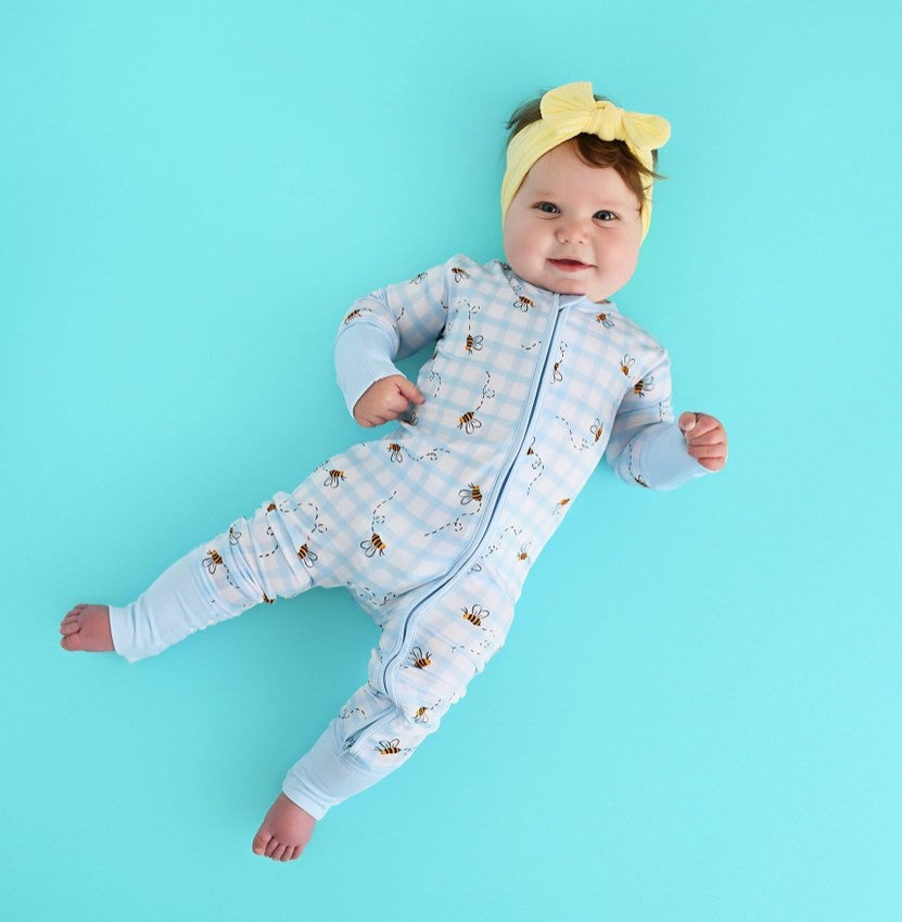 Buzz Zip Bamboo Outfit