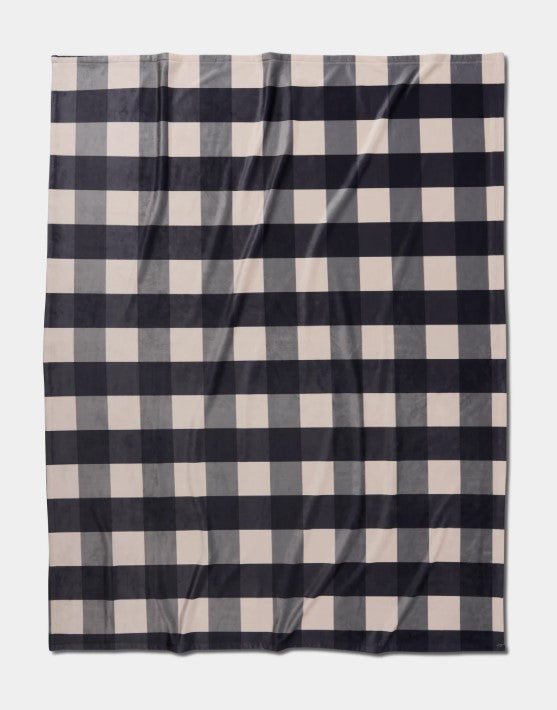 Snowy Gingham Blanket-510 General Gifts-Simply Stylish Boutique-Simply Stylish Boutique | Women’s & Kid’s Fashion | Paducah, KY