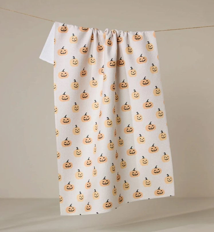 Spices and Smiles Tea Towel-510 General Gifts-Simply Stylish Boutique-Simply Stylish Boutique | Women’s & Kid’s Fashion | Paducah, KY